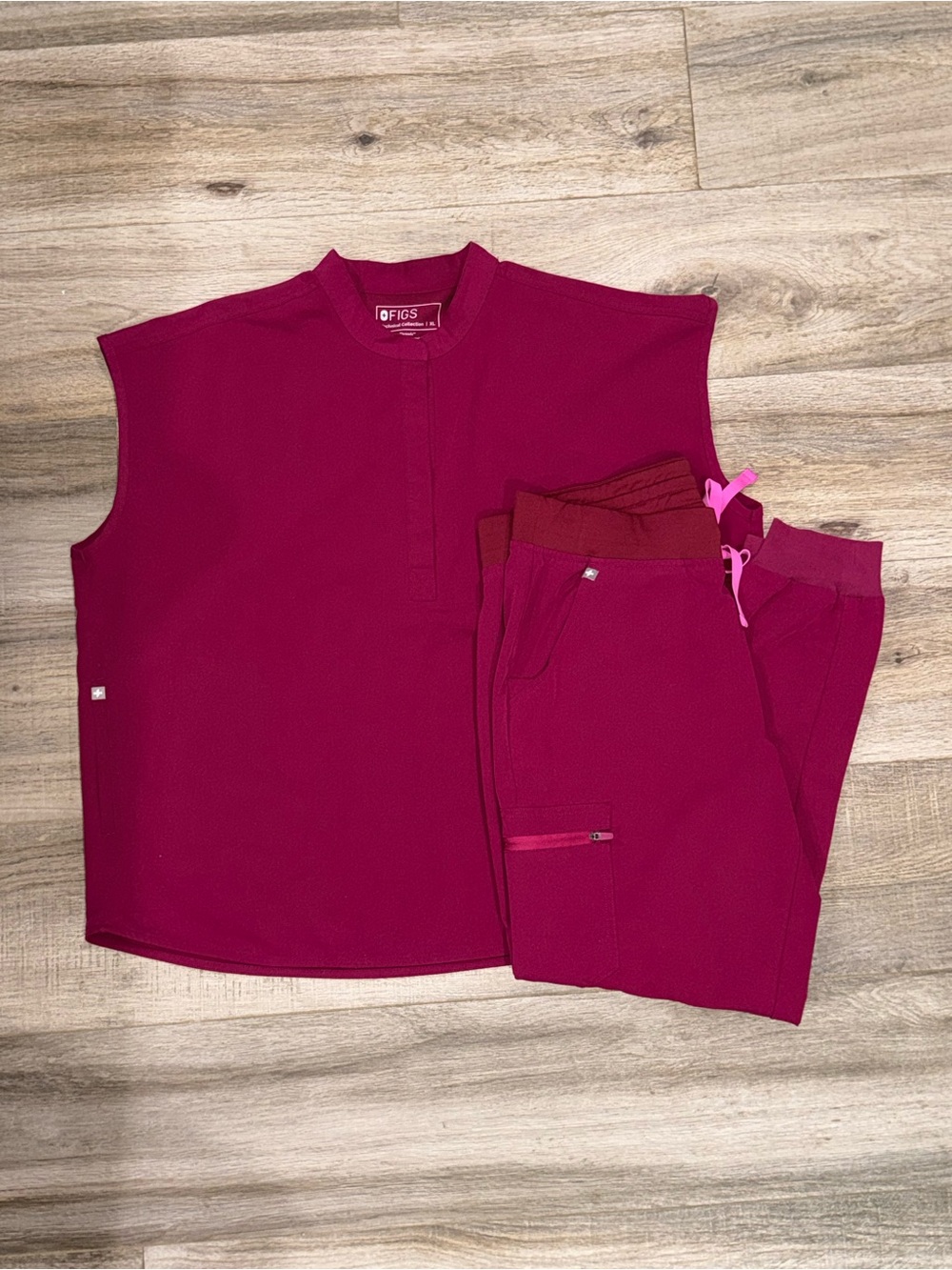 Figs Top & Joggers Set M/L